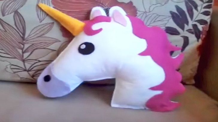 Cheap Easy Unicorn Emoji Pillow Is Real Life Magic Diy Ways