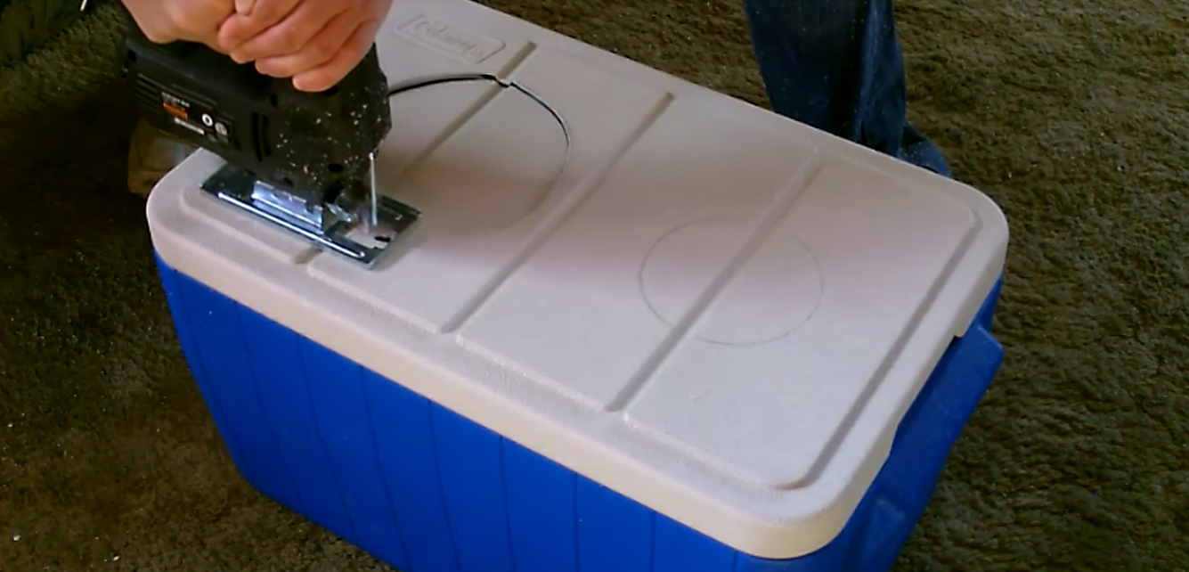Make A Homemade Air Conditioner Using A Cooler, Ice & A ...