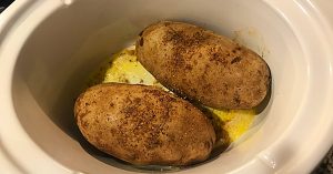 Learn to make this easy crockpot backed potato recipe