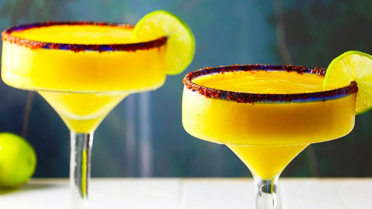 How To Make Mango Margaritas | Alcohol Recipes