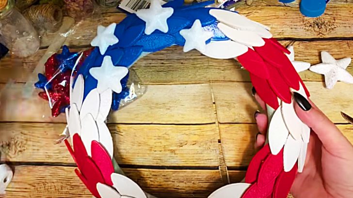 How To Make an American Flag Wreath